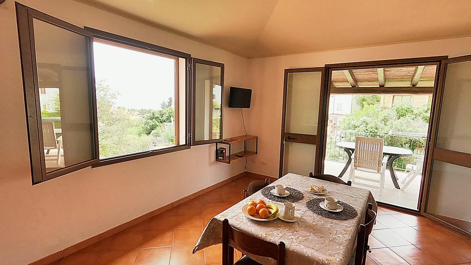 Yellon House Daire Santa Maria Navarrese 0*,  İtalya
