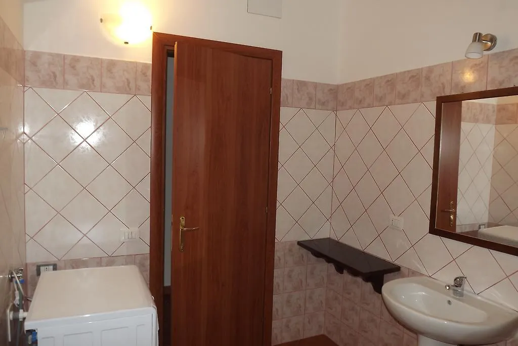 Yellon House Daire Santa Maria Navarrese İtalya
